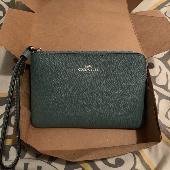 Coach Wristlet - Picture 4 of 5